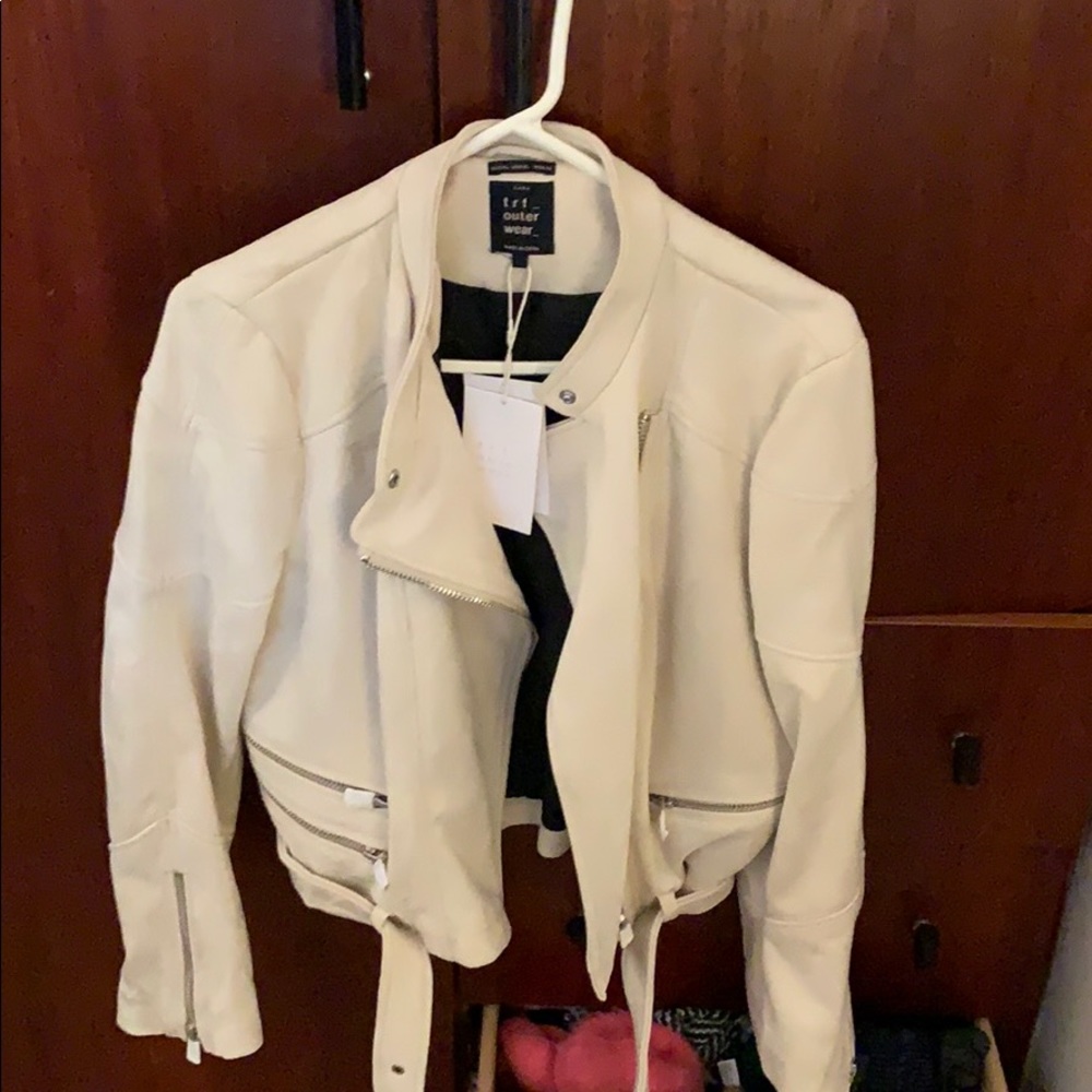 New with tags Zara light beige suede moto jacket